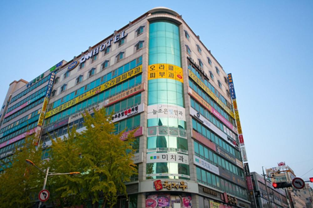 Cnn Hotel Changwon Exterior photo